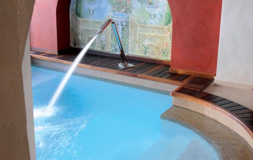Hotel Spa Le Calendal Arles Exterior foto