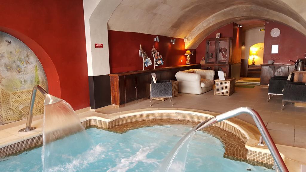 Hotel Spa Le Calendal Arles Exterior foto